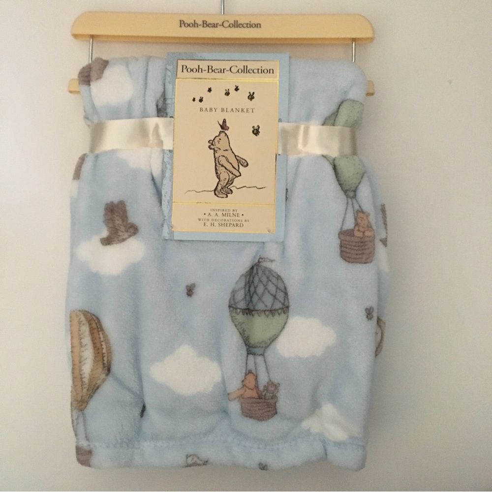 Baby Blanket Lightweight Winnie the Pooh Baby Gift NEW | Pooh Bear Collection
